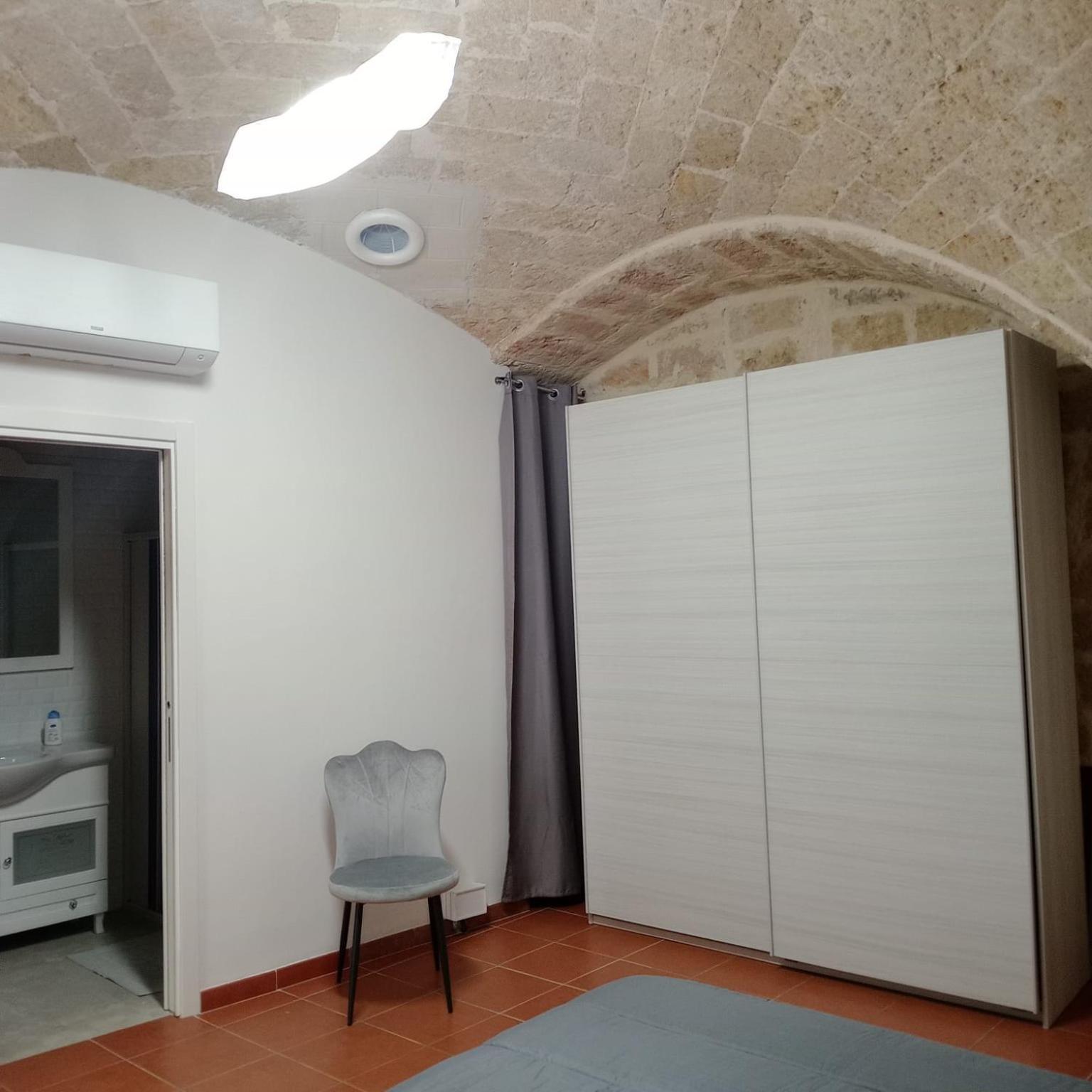 Casa Vacanza Nel Cuore Della Pietra Barletta Zewnętrze zdjęcie