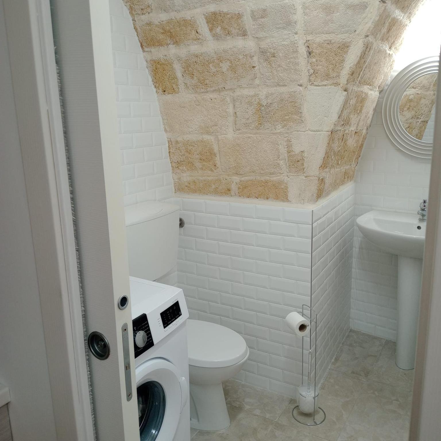 Casa Vacanza Nel Cuore Della Pietra Barletta Zewnętrze zdjęcie