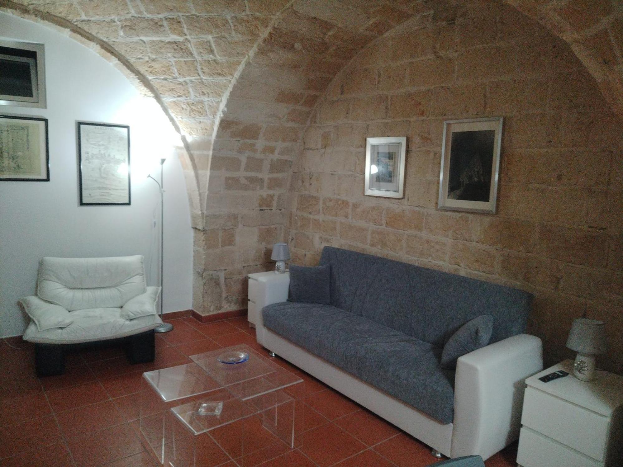 Casa Vacanza Nel Cuore Della Pietra Barletta Zewnętrze zdjęcie